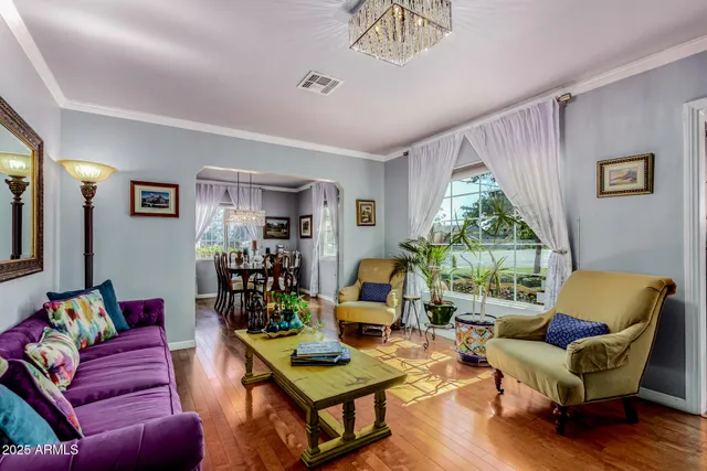 $634,000 | 702 West Cambridge Avenue, Phoenix, AZ 85007