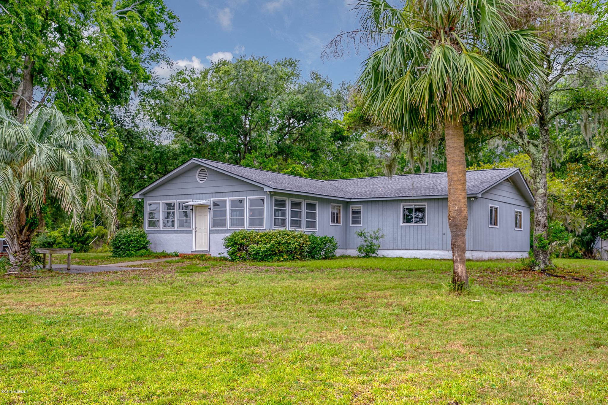 1657 Seaside Road St. Helena Island, SC 29920 - Photo 2 of 37 5