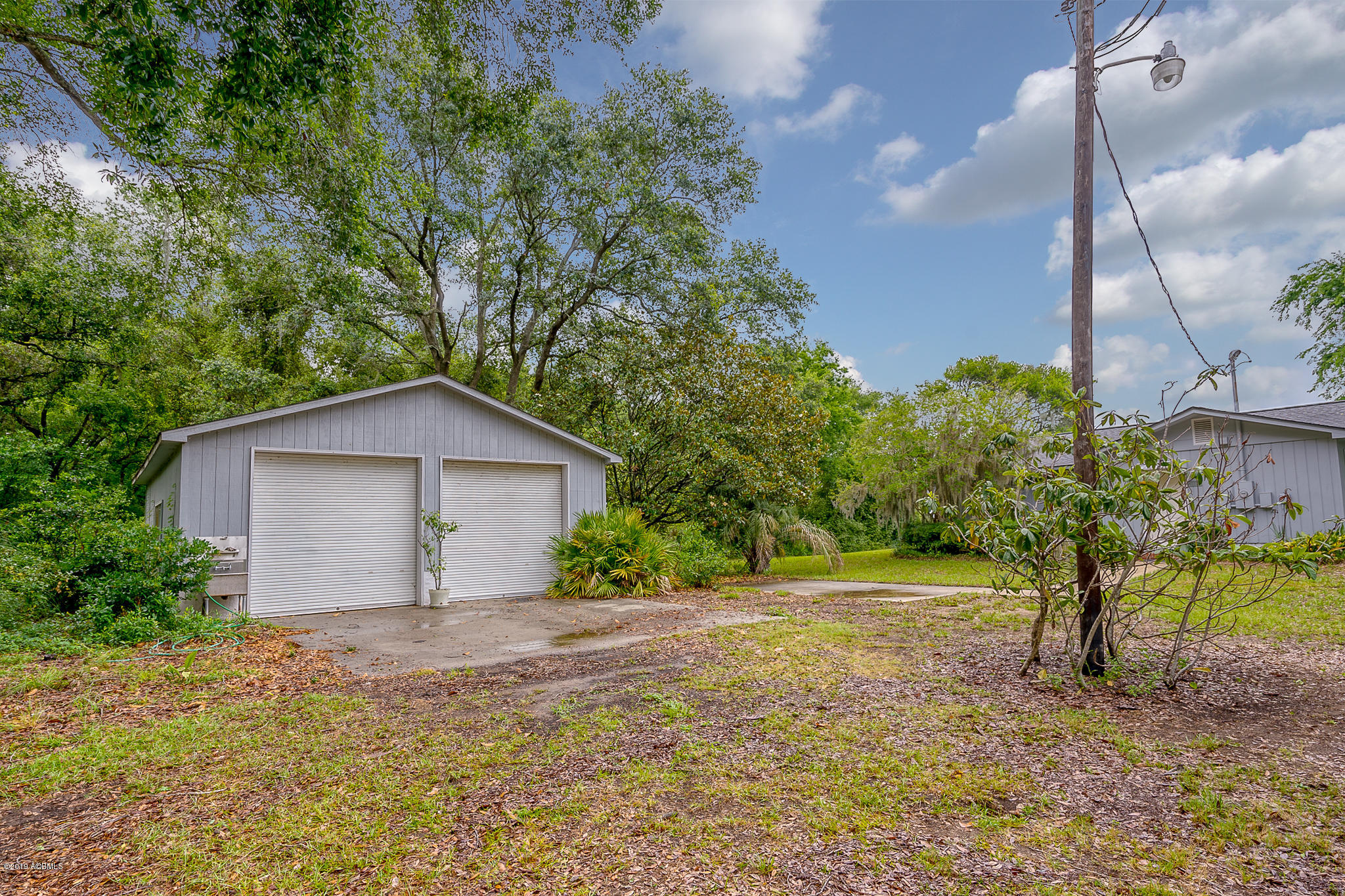 1657 Seaside Road St. Helena Island, SC 29920 - Photo 6 of 37 3