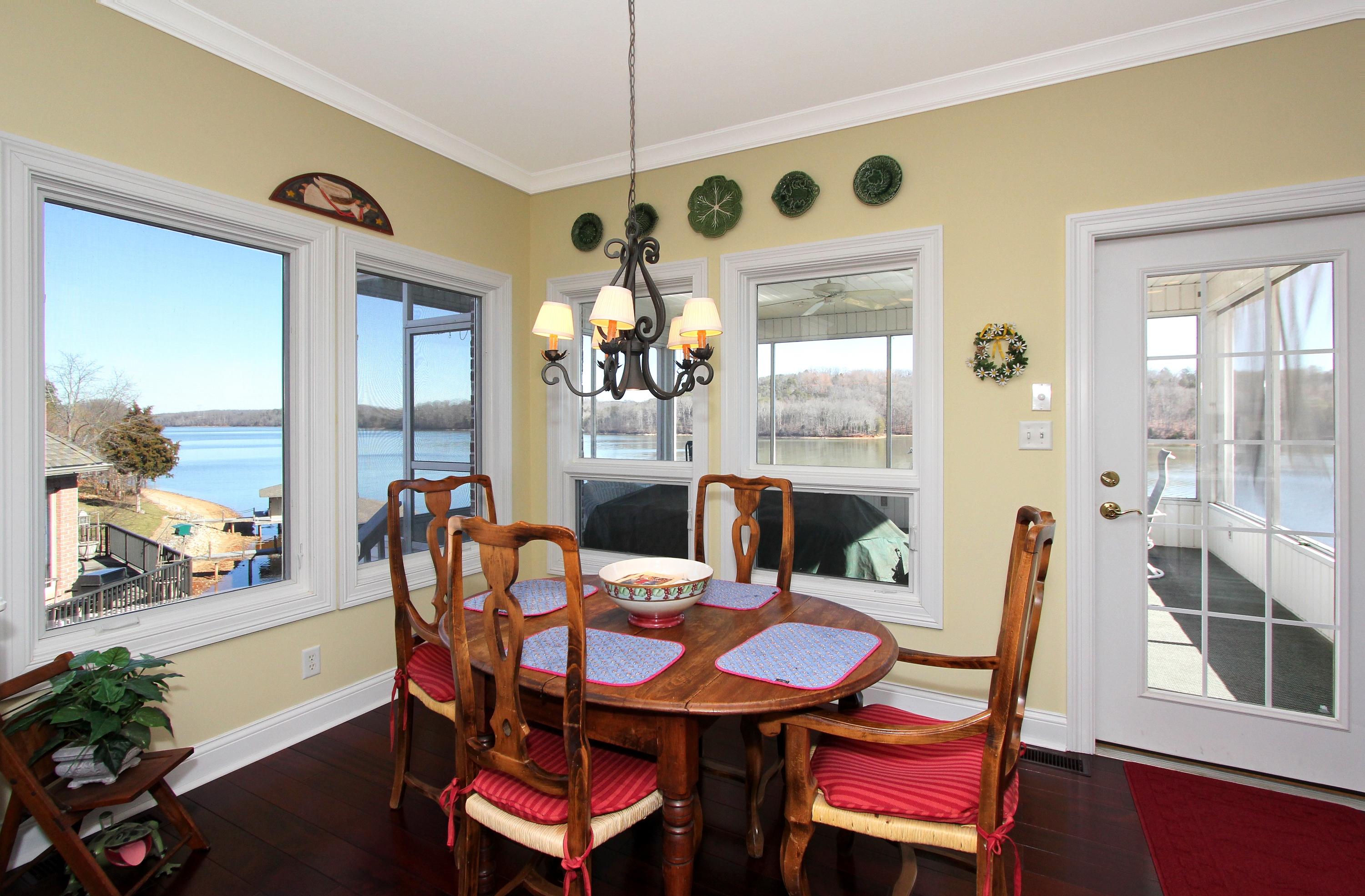 219 Sequoyah Road Loudon, TN 37774 - Photo 11 of 40 Breakfast Room