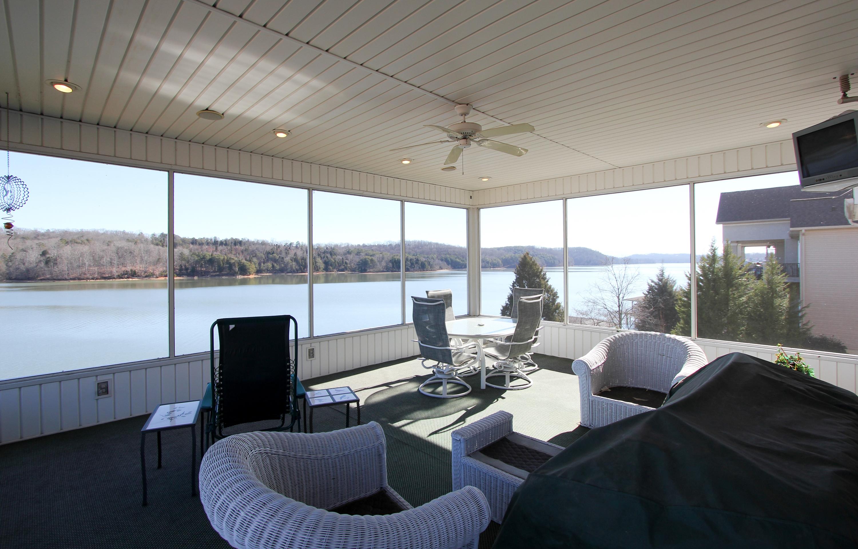 219 Sequoyah Road Loudon, TN 37774 - Photo 19 of 40 Screened Porch V2