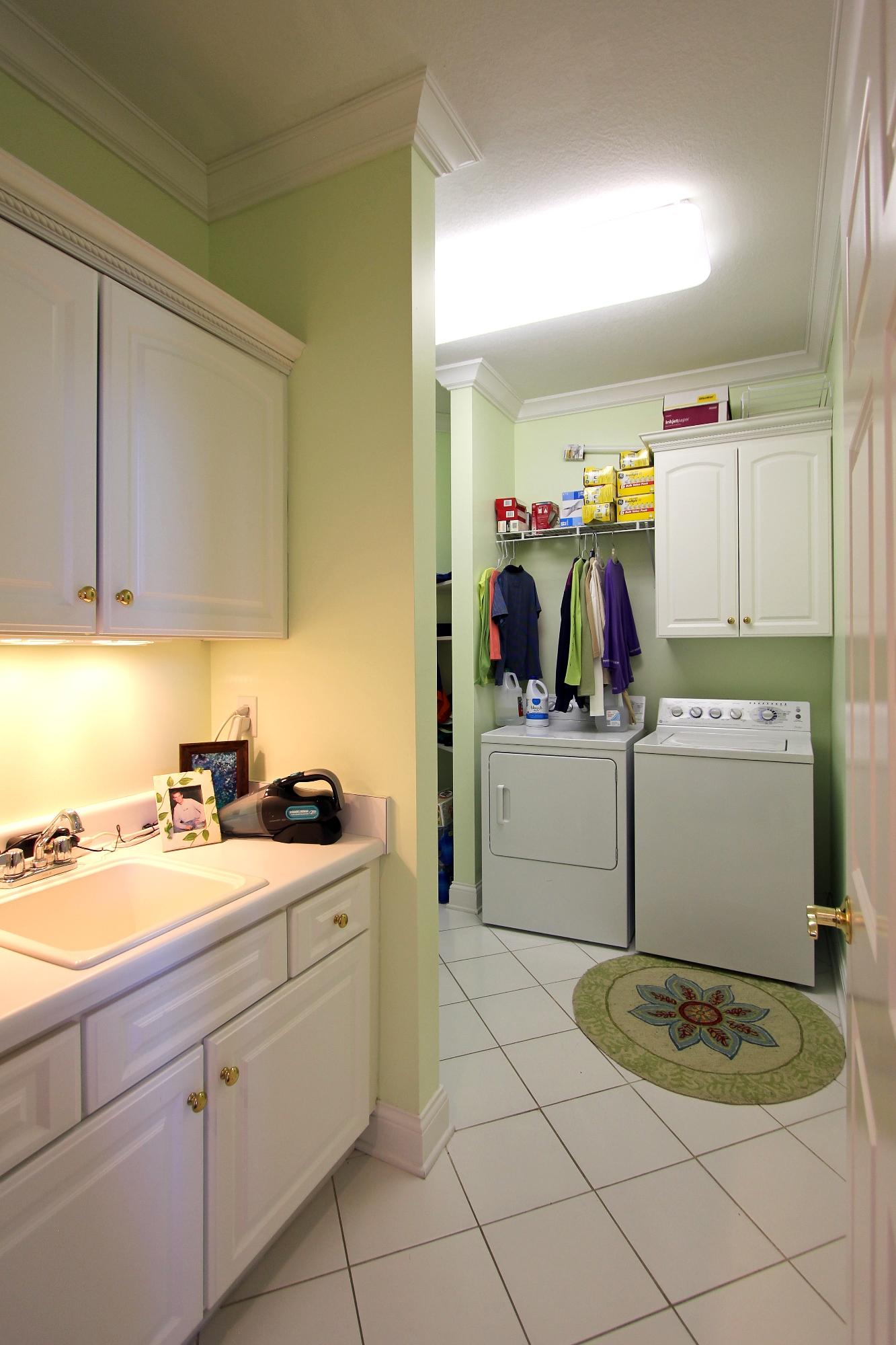 219 Sequoyah Road Loudon, TN 37774 - Photo 25 of 40 Laundry Room
