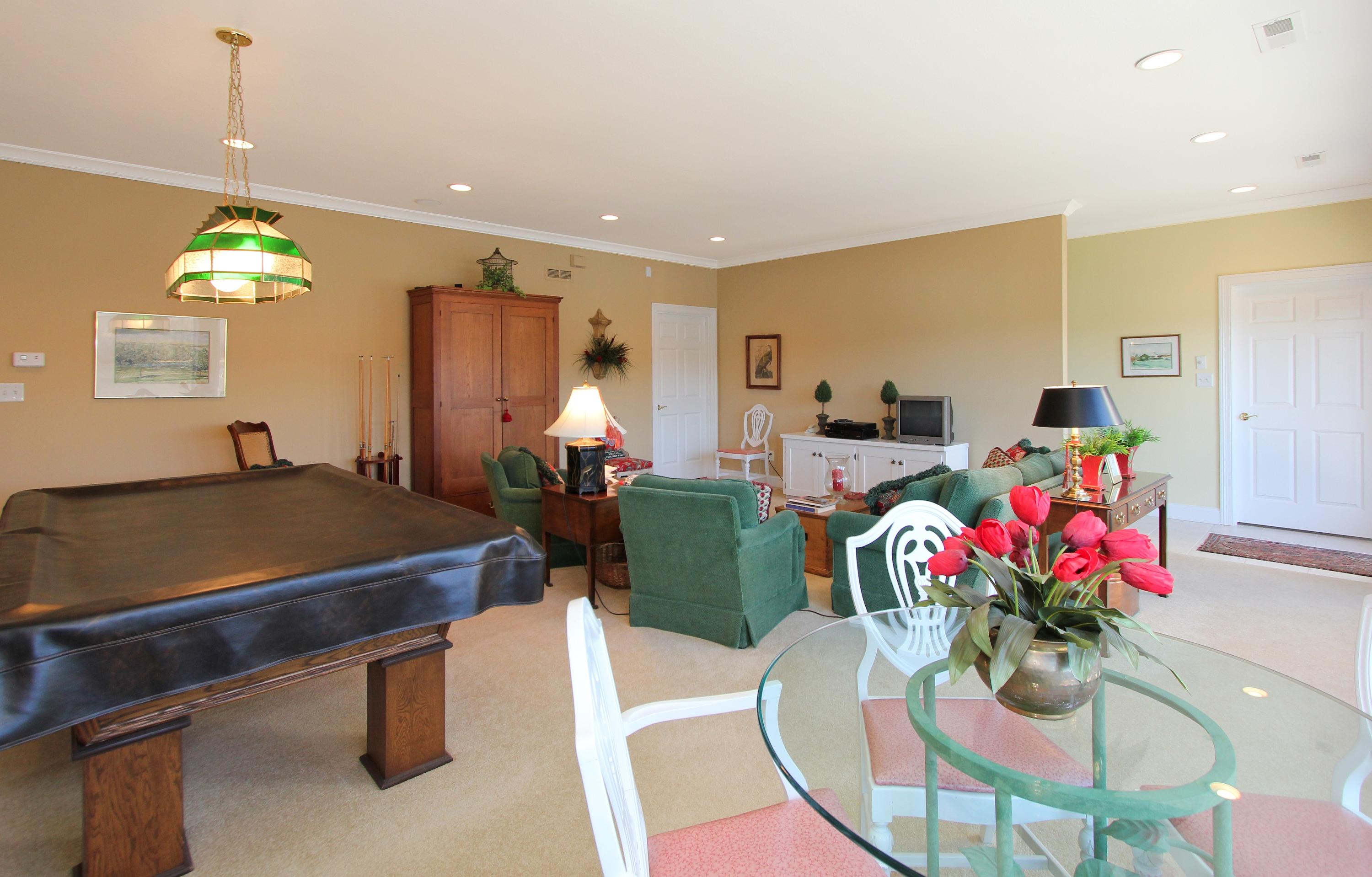 219 Sequoyah Road Loudon, TN 37774 - Photo 28 of 40 Family Room V2