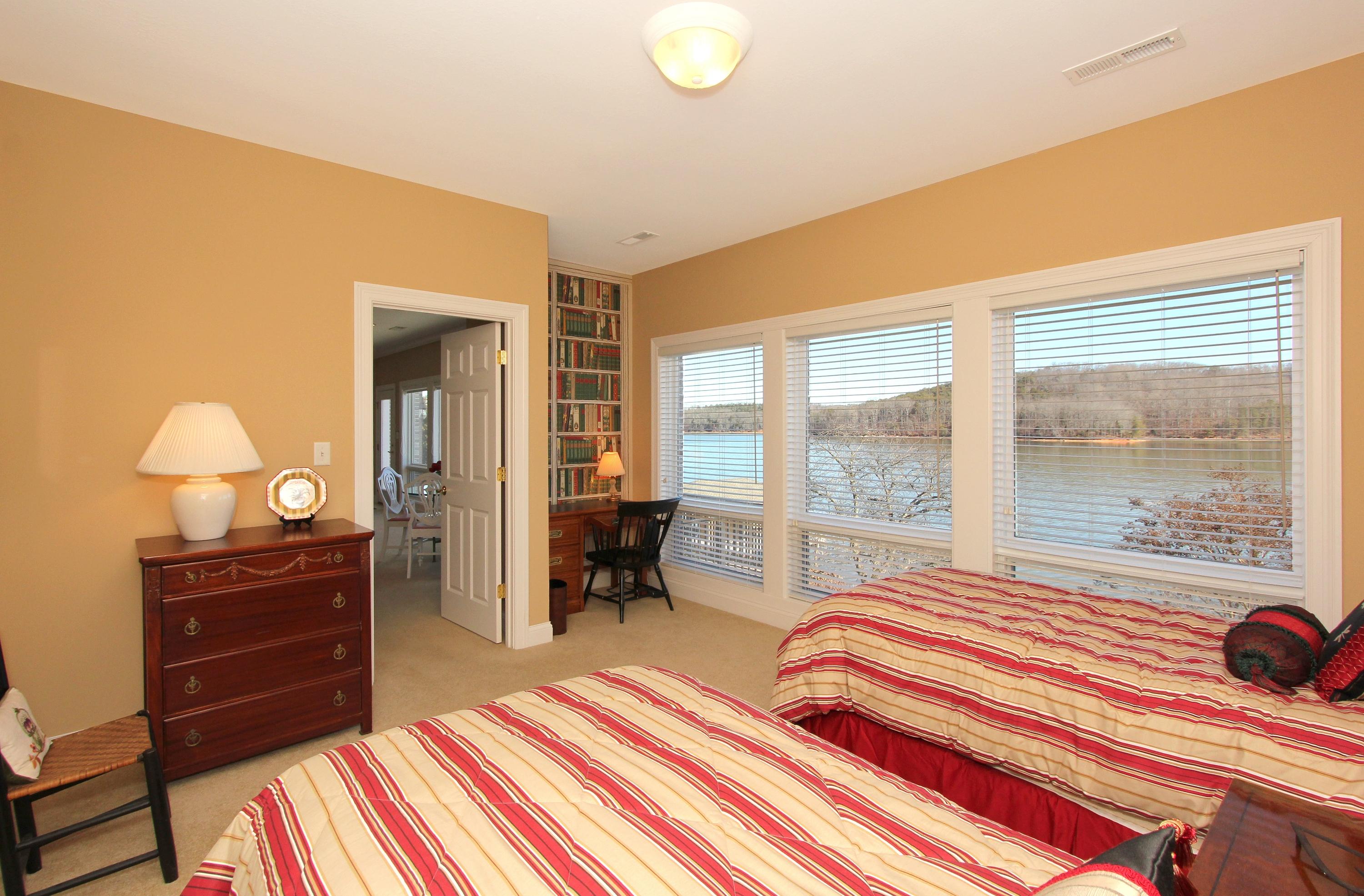 219 Sequoyah Road Loudon, TN 37774 - Photo 31 of 40 Bedroom 2 V2