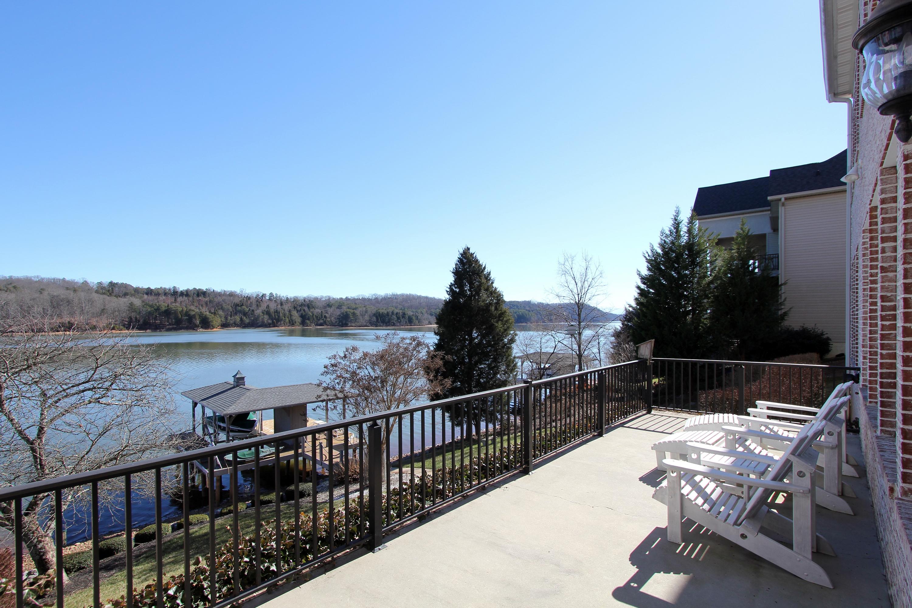 219 Sequoyah Road Loudon, TN 37774 - Photo 35 of 40 Patio