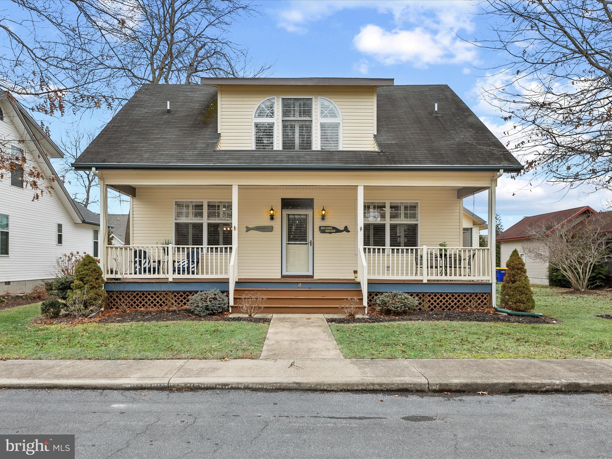 4 Cromwell Drive Ocean View, DE 19970 - Photo 3 of 59 front view of house with a yard