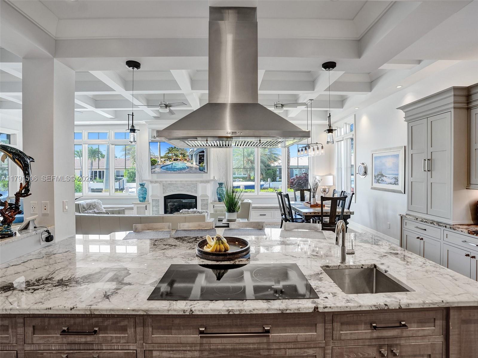 2340 Northeast 48th Street Lighthouse Point, FL 33064 - Photo 15 of 48