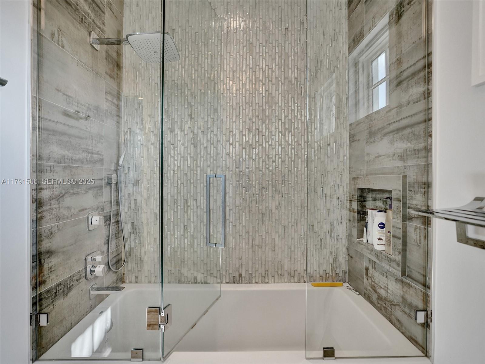 2340 Northeast 48th Street Lighthouse Point, FL 33064 - Photo 24 of 48