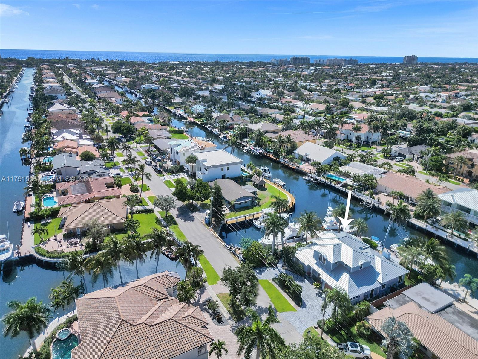 2340 Northeast 48th Street Lighthouse Point, FL 33064 - Photo 4 of 48