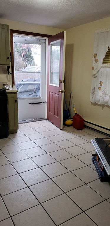 55-57 Victoria Street Springfield, MA 01104 - Photo 8 of 21