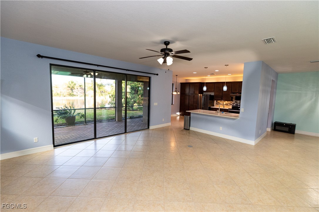 11660 Meadowrun Circle Fort Myers, FL 33913 - Photo 11 of 46