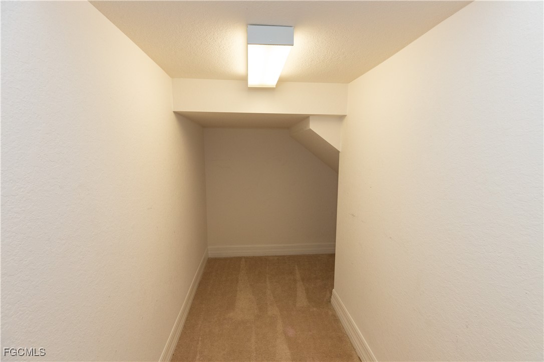 11660 Meadowrun Circle Fort Myers, FL 33913 - Photo 13 of 46