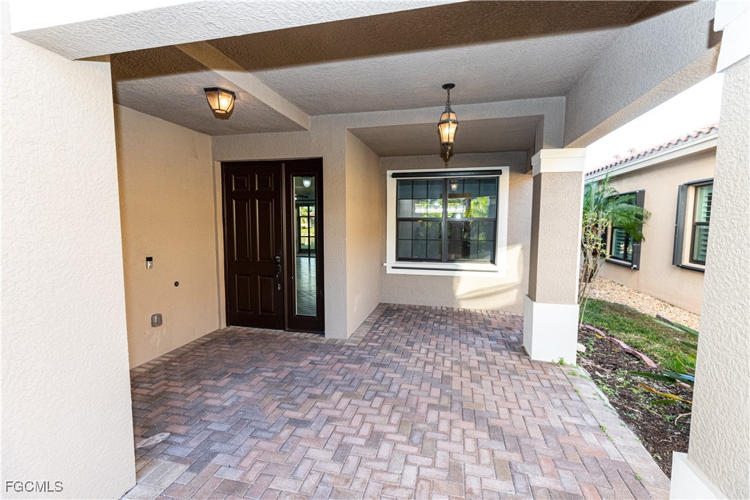 11660 Meadowrun Circle Fort Myers, FL 33913 - Photo 18 of 46