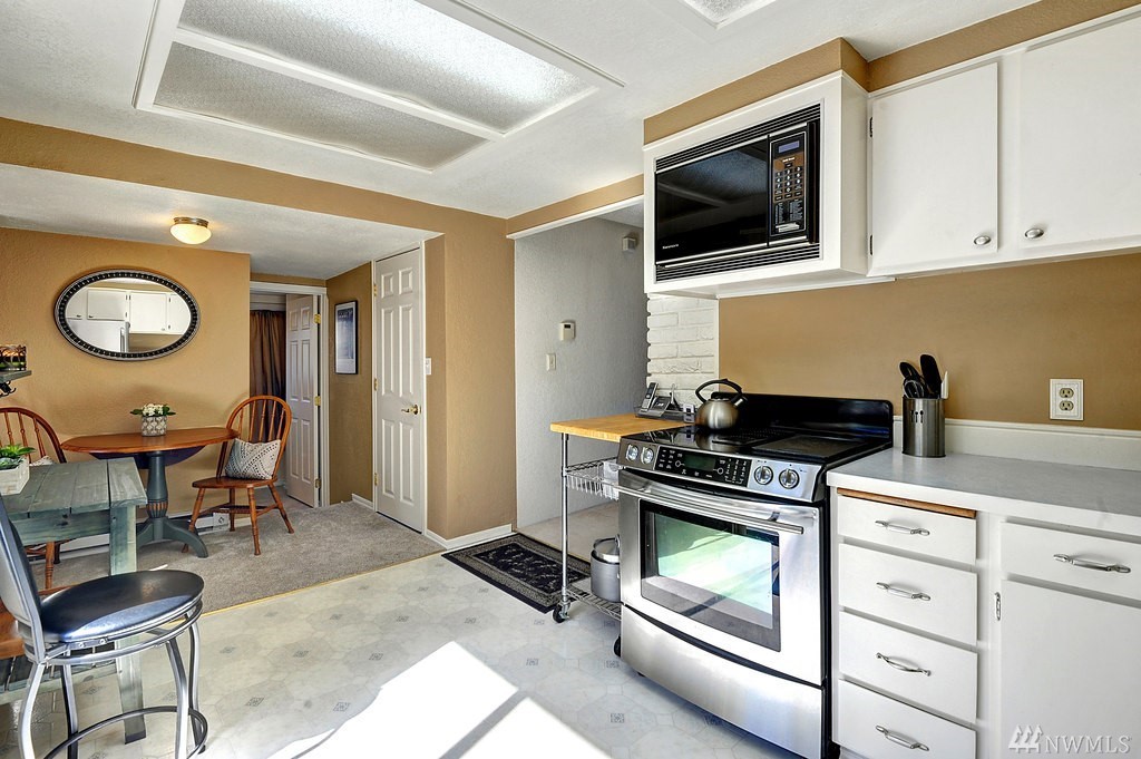 2323 Northeast 27th Street Renton, WA 98056 - Photo 14 of 18