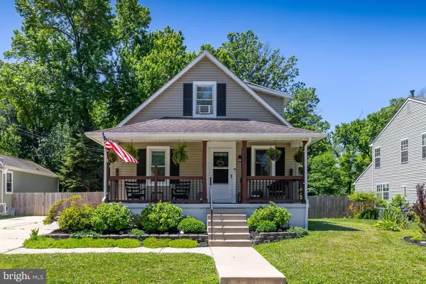 $375,000 | 220 East Williams Avenue, Barrington, NJ 08007