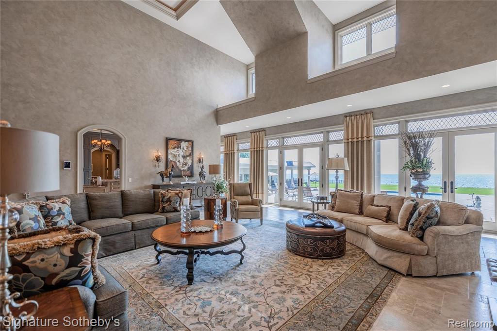 984 Lake Shore Road Grosse Pointe Shores, MI 48236 - Photo 14 of 43