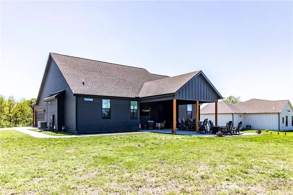 $599,900 | 53 Northwest 150th Road, Warrensburg, MO 64093