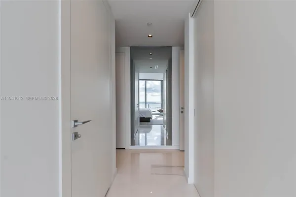 $27,000 | 300 Biscayne Blvd Way, Unit 5105W, Miami, FL 33131