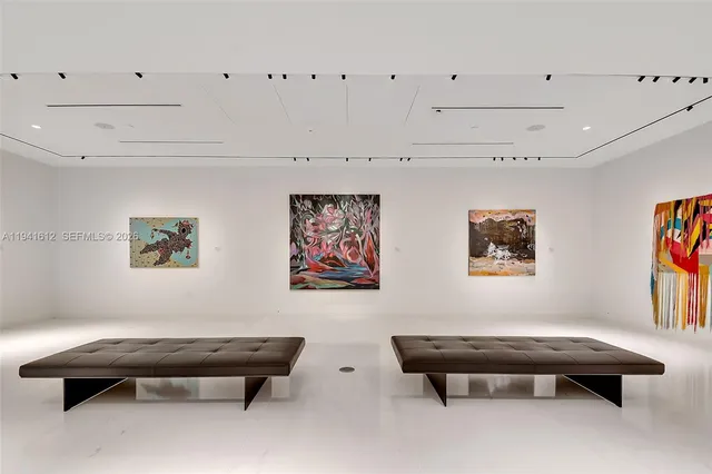 $27,000 | 300 Biscayne Blvd Way, Unit 5105W, Miami, FL 33131