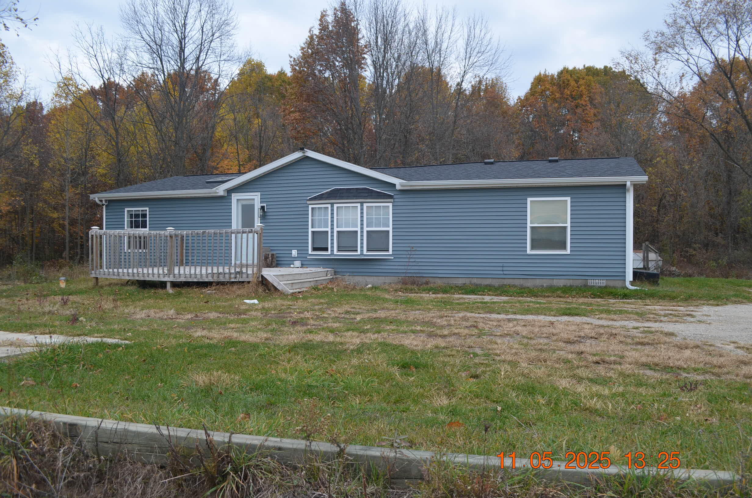 1287 Maner Road Benton Harbor, MI 49022 - Photo 3 of 57 DSC_0003