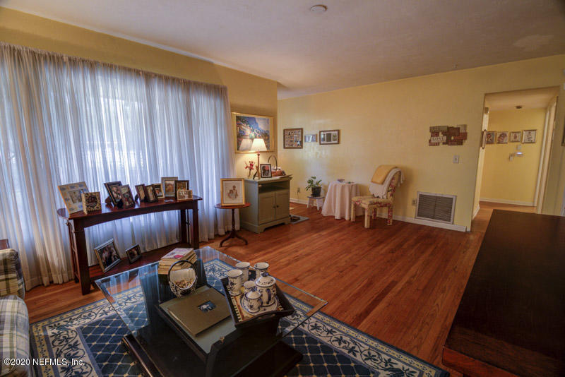 2551 Gayland Road Jacksonville, FL 32218 - Photo 14 of 45 Formal Living Room