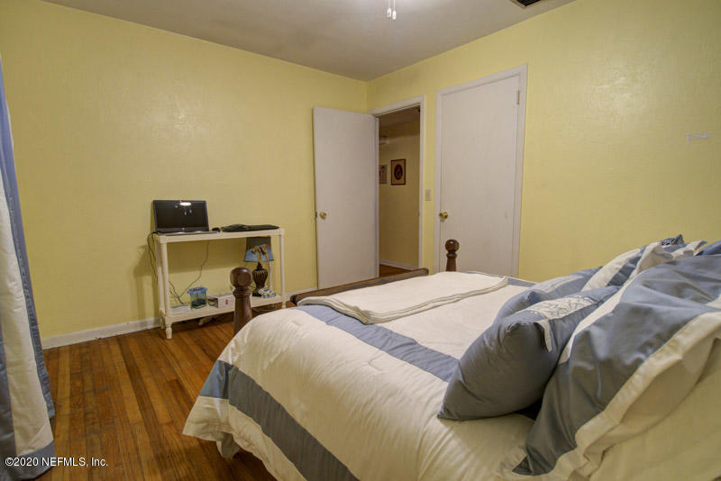2551 Gayland Road Jacksonville, FL 32218 - Photo 21 of 45 Guest Room 1