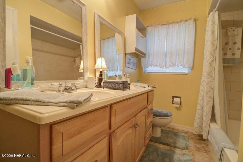2551 Gayland Road Jacksonville, FL 32218 - Photo 24 of 45 Guest Bath