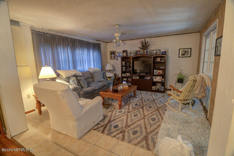 2551 Gayland Road Jacksonville, FL 32218 - Photo 35 of 45 Family Room