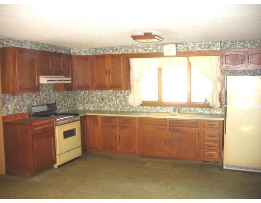 1745 Blossom Road Fall River, MA 02790 - Photo 2 of 6 Gallery Image 2