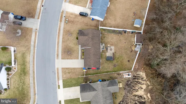 an aerial view of a bathroom