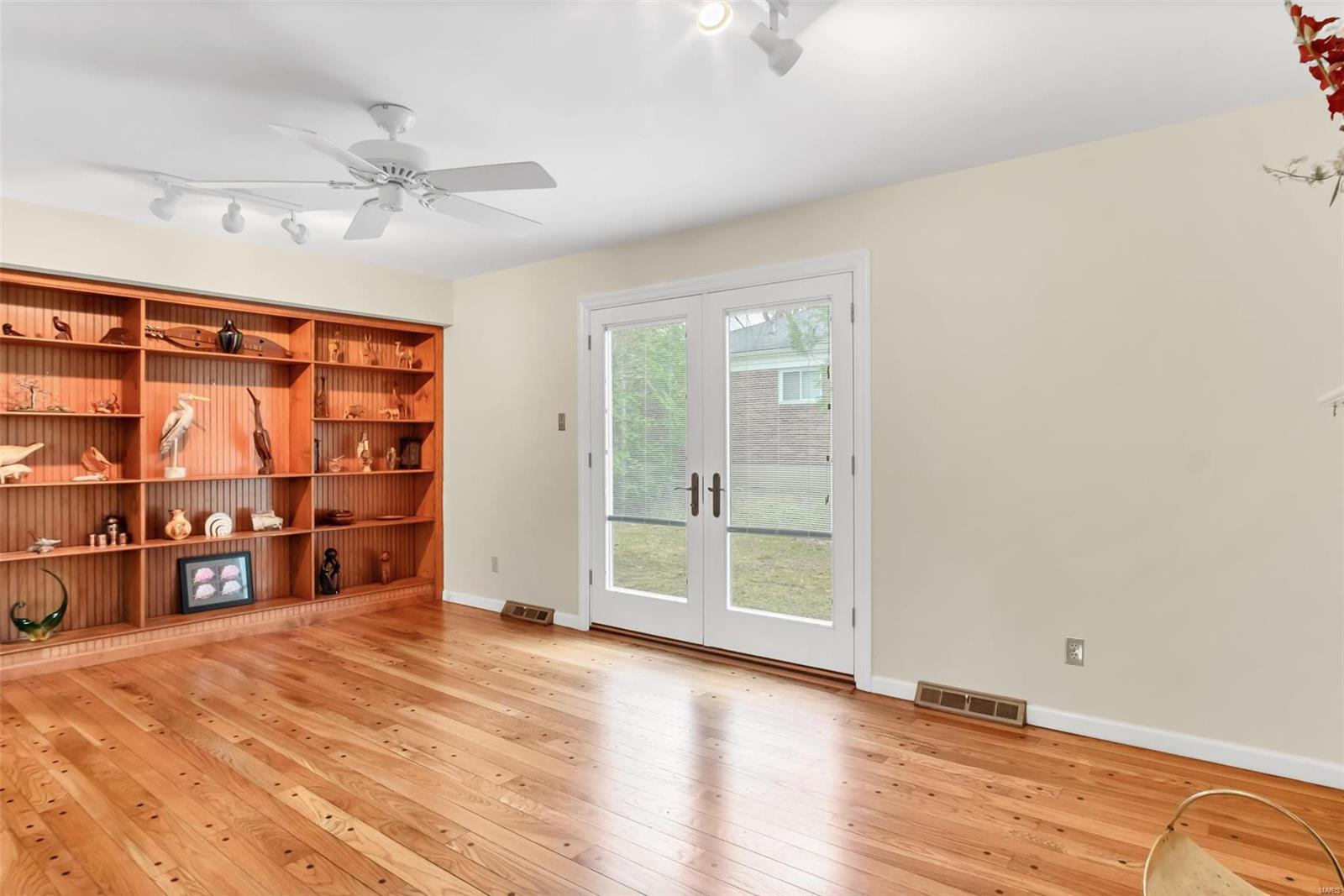 288 Ridge Trail Drive Chesterfield, MO 63017 - Photo 12 of 36 Gallery Image 12