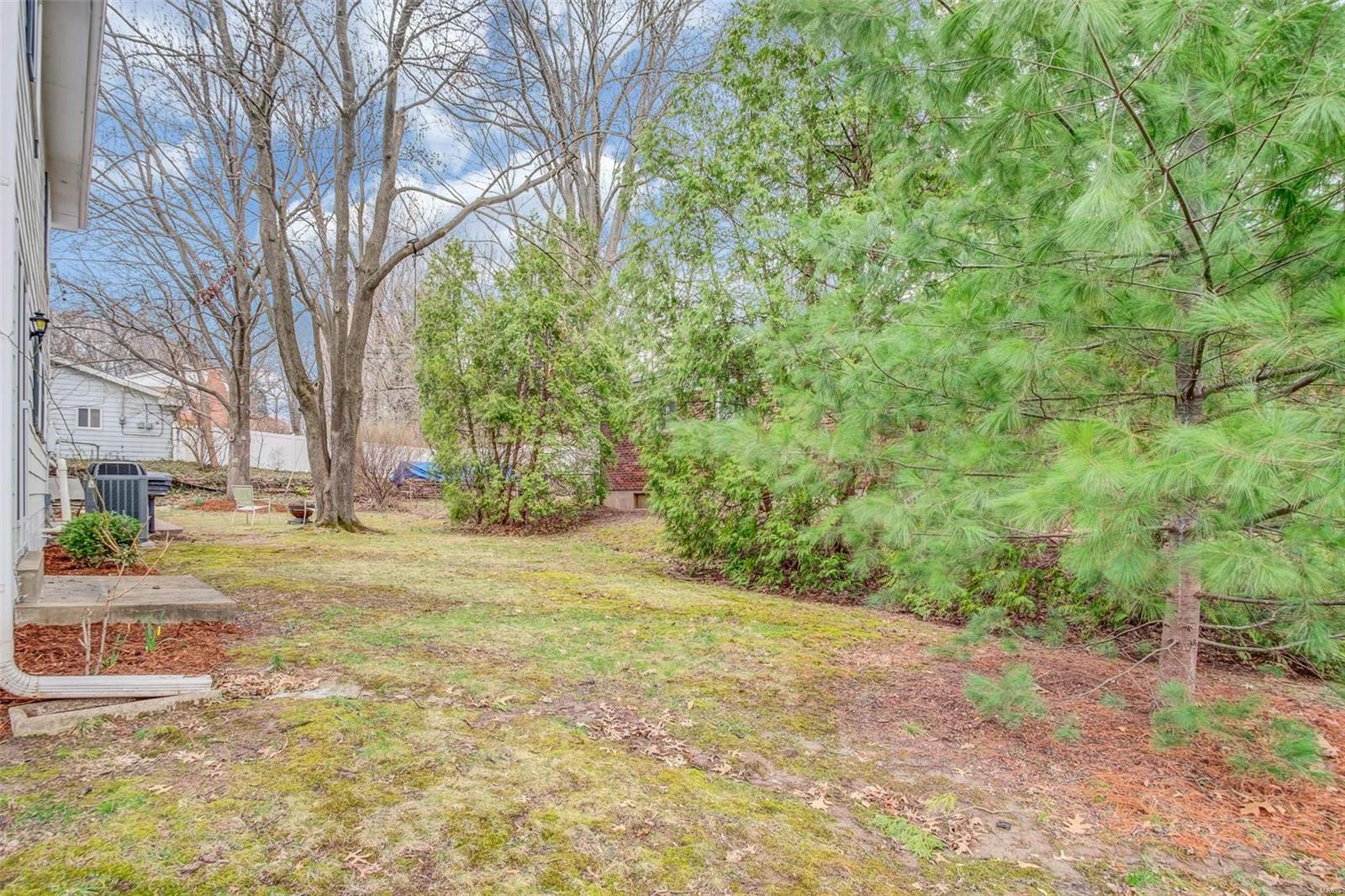 288 Ridge Trail Drive Chesterfield, MO 63017 - Photo 6 of 36 Gallery Image 6