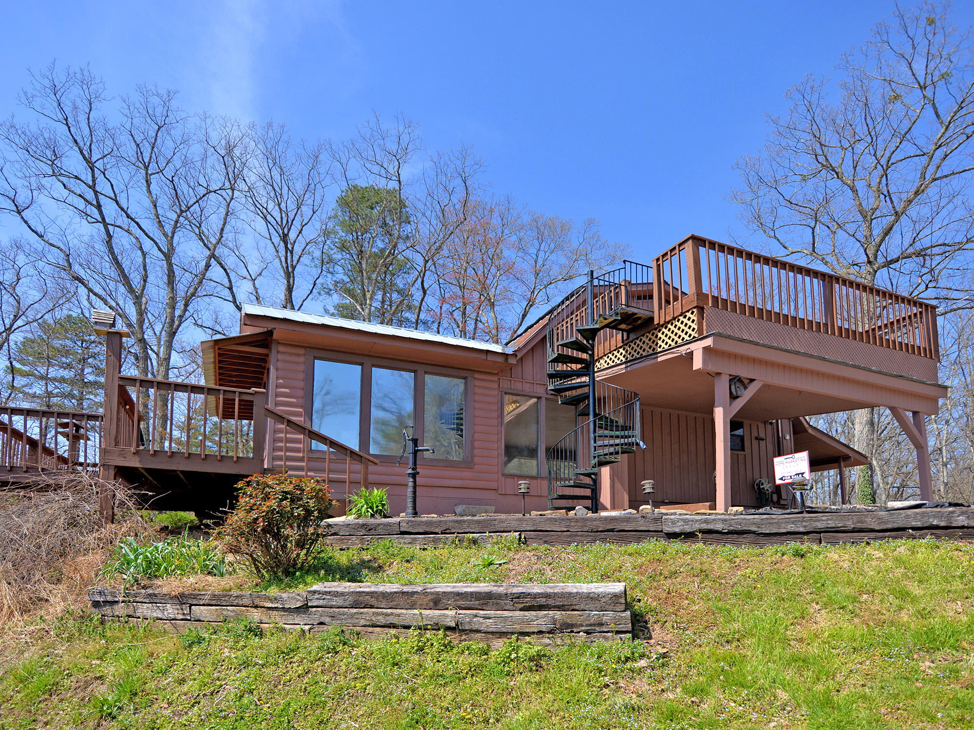 4239 Boogertown Road Sevierville, TN 37876 - Photo 2 of 24 4239 Boogertown