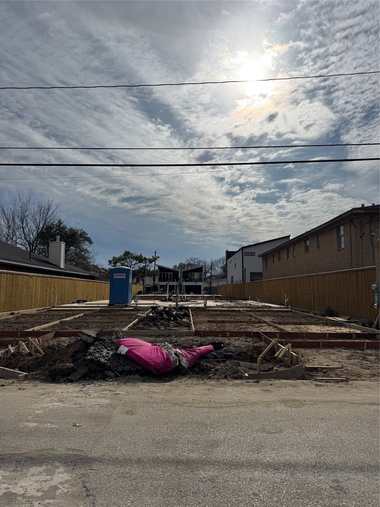 3834 Mt Pleasant Street Houston, TX 77021 - Photo 14 of 33 a car parked in front of a building