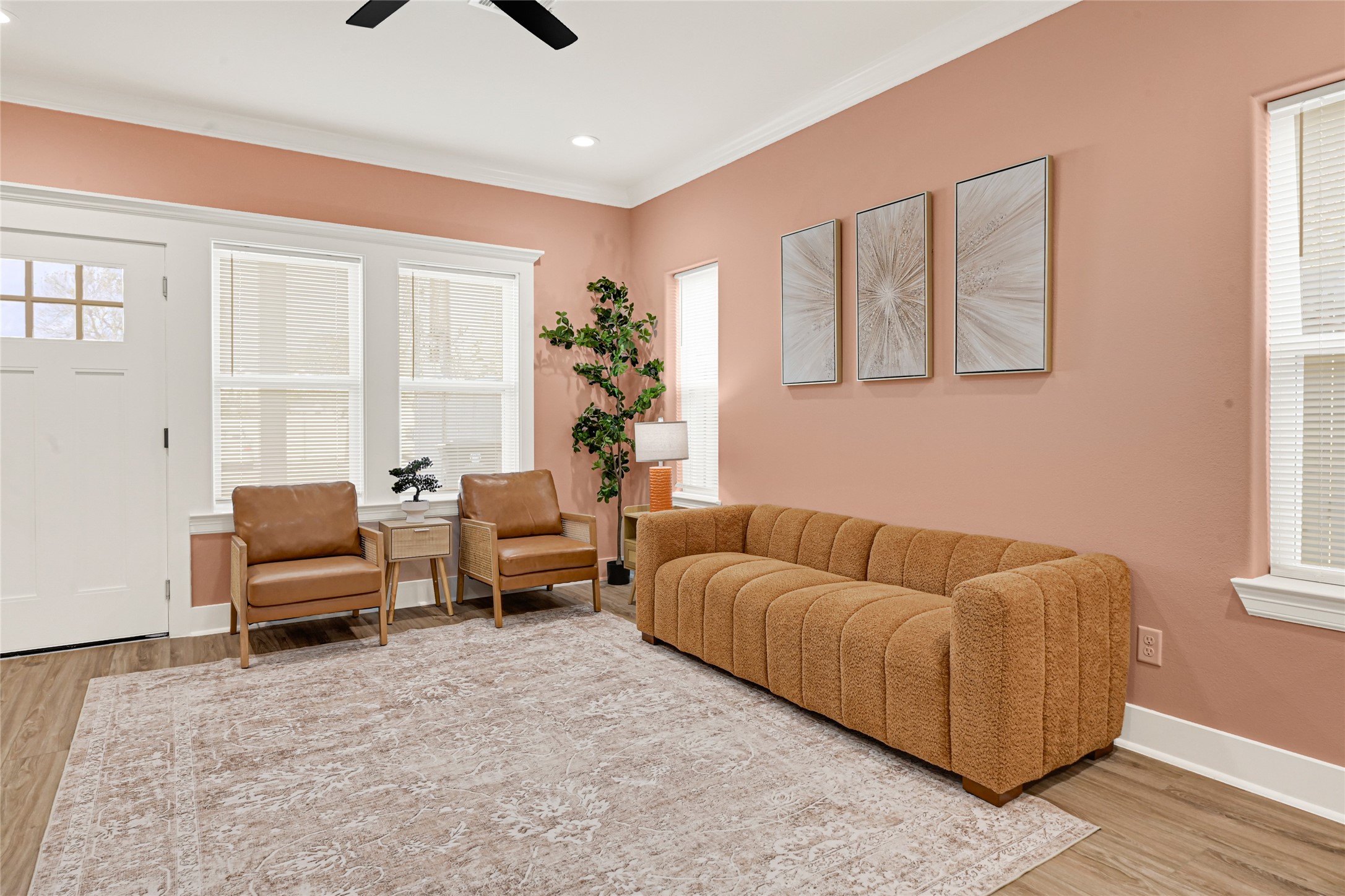 3834 Mt Pleasant Street Houston, TX 77021 - Photo 5 of 33 a living room with furniture and a window