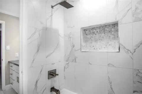 $692,723 | 10710 Russett Drive, Houston, TX 77042