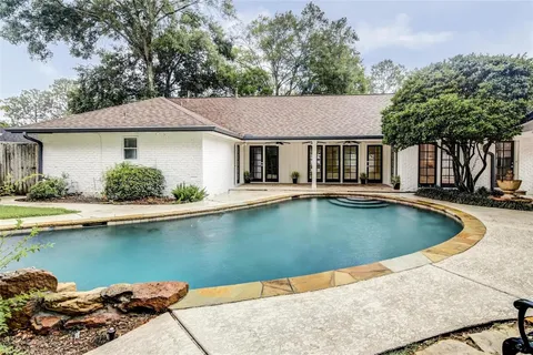 $692,723 | 10710 Russett Drive, Houston, TX 77042