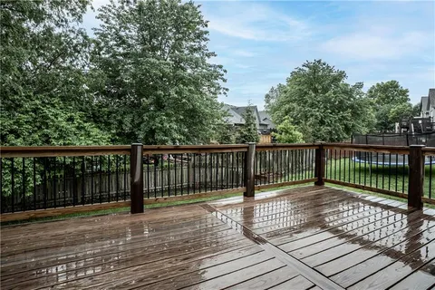 $400,000 | 21513 West 52nd Street, Shawnee, KS 66226