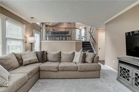 $400,000 | 21513 West 52nd Street, Shawnee, KS 66226