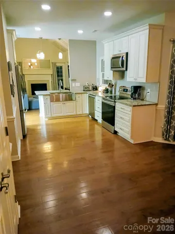 $700,000 | 12702 Landing Green Drive, Charlotte, NC 28277