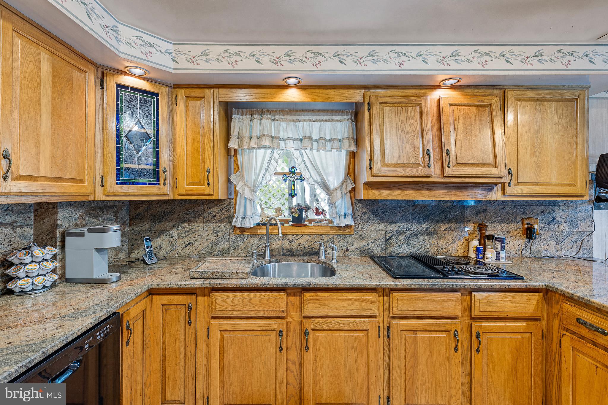 2338 Mole Road Secane, PA 19018 - Photo 17 of 35 Kitchen