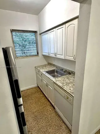 $1,450 | 1770 Meridian Avenue, Unit 114, Miami Beach, FL 33139