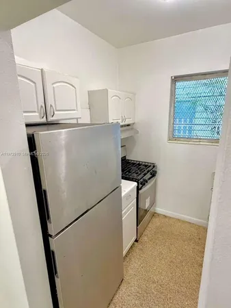 $1,450 | 1770 Meridian Avenue, Unit 114, Miami Beach, FL 33139