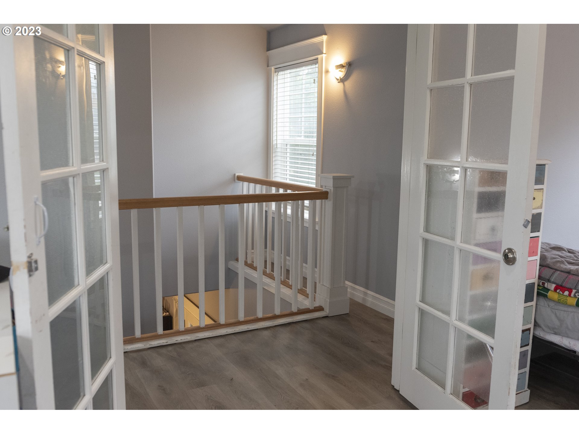 6790 Jacob Lane Springfield, OR 97478 - Photo 14 of 30 a view of entryway with wooden floor