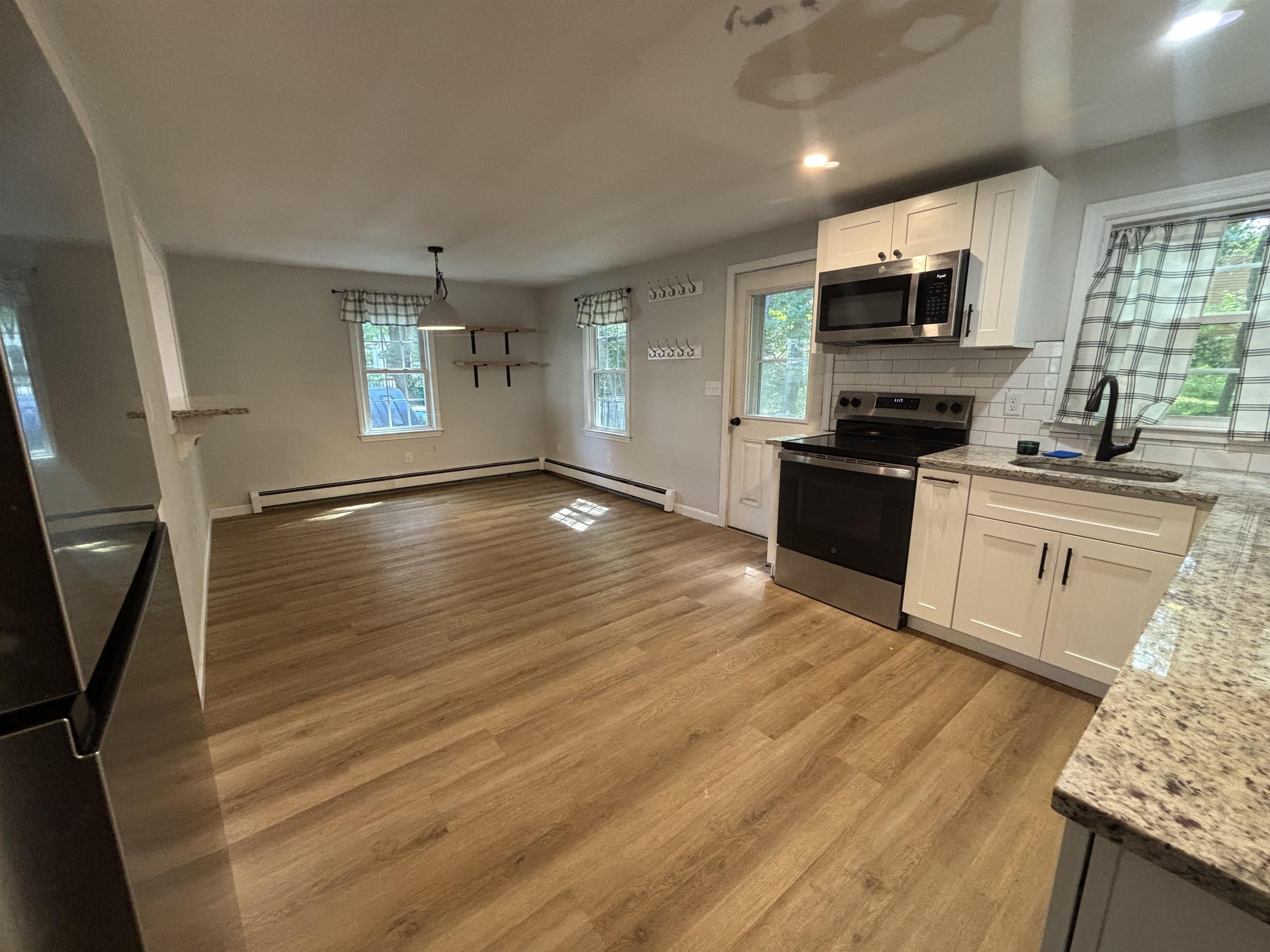 401 High Street, Unit 1 Hampton, NH 03842 - Photo 2 of 21 Gallery Image 2