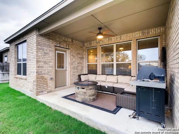 $2,400 | 8943 High Branch, San Antonio, TX 78254