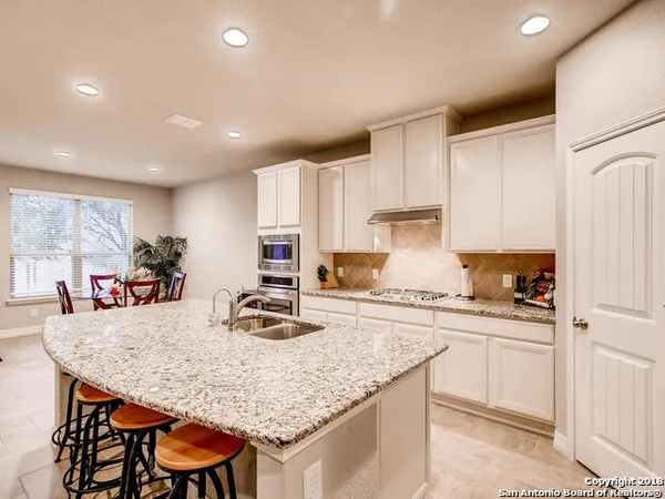 $2,400 | 8943 High Branch, San Antonio, TX 78254