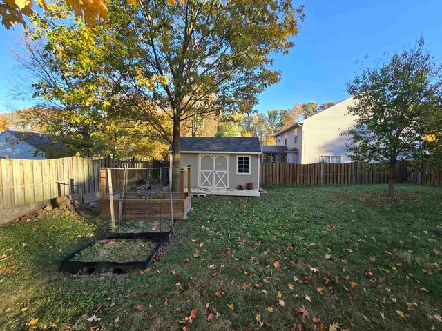 $1,900 | 235 Spring Forest Court, Fort Wayne, IN 46804