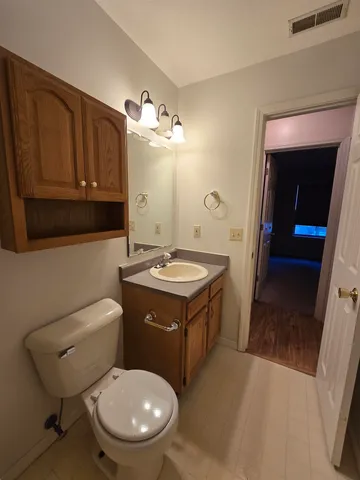 $1,900 | 235 Spring Forest Court, Fort Wayne, IN 46804