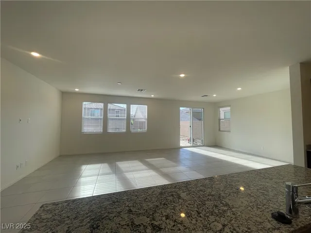 $2,300 | 4217 Zilker Pk Avenue, North Las Vegas, NV 89081